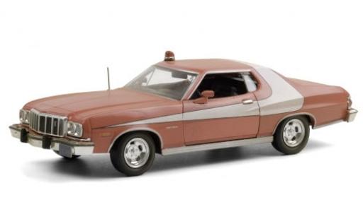 Miniature Ford Gran Torino 1/24 Greenlight rouge/blanche 1976 Starsky and Hutch (TV-s�rie 1975-79) avec Witterungsspuren Ford Gran Torino 1/24 Greenlight rouge/blanche 1976 Starsky and Hutch (TV-s�rie 1975-79) avec Witterungsspuren miniature