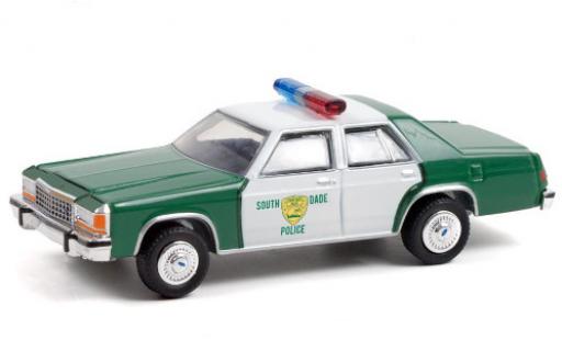 Miniature Ford LTD 1/64 Greenlight Victoria Crown 1983 Ace Ventura Ford LTD 1/64 Greenlight Victoria Crown 1983 Ace Ventura miniature