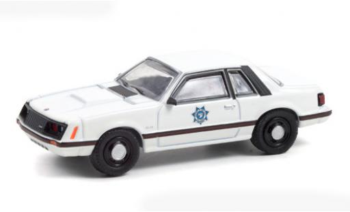 Miniature Ford Mustang 1/64 Greenlight SSP blanche/Dekor Arizone Department of Public Safety 1982 Ford Mustang 1/64 Greenlight SSP blanche/Dekor Arizone Department of Public Safety 1982 miniature