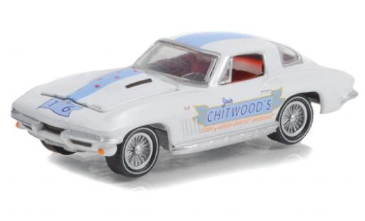 Miniature Chevrolet Corvette 1/64 Greenlight Chitwoods 1966 Chevrolet Corvette 1/64 Greenlight Chitwoods 1966 miniature