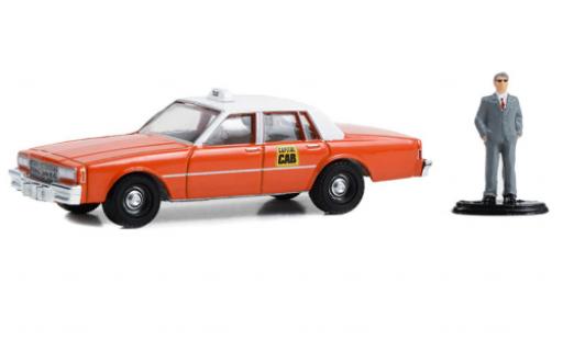 Miniature Chevrolet Impala 1/64 Greenlight Capital Cab 1981 Chevrolet Impala 1/64 Greenlight Capital Cab 1981 miniature