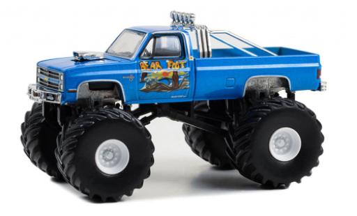 Miniature Chevrolet Silverado 1/64 Greenlight C-10 Bear pie III 1985 Chevrolet Silverado 1/64 Greenlight C-10 Bear pie III 1985 miniature