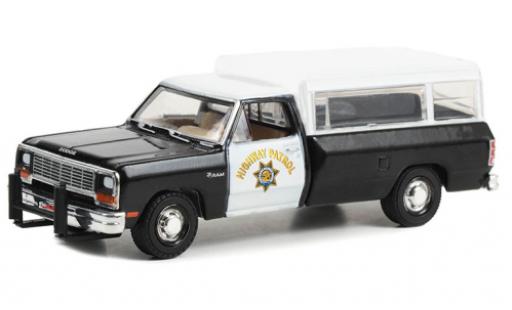 Miniature Dodge RAM 1/64 Greenlight D-100 California autoroute Patrol 1985 Dodge RAM 1/64 Greenlight D-100 California autoroute Patrol 1985 miniature