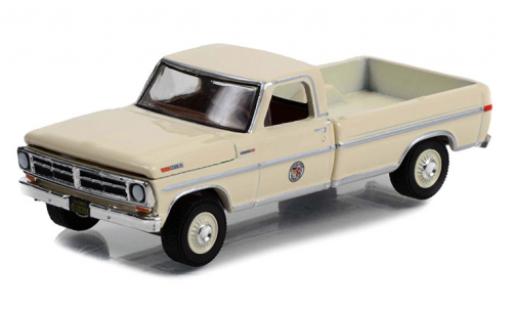 Miniature Ford F-250 1/64 Greenlight beige clair Fall Guy Stuntman Association 1972 Ford F-250 1/64 Greenlight beige clair Fall Guy Stuntman Association 1972 miniature