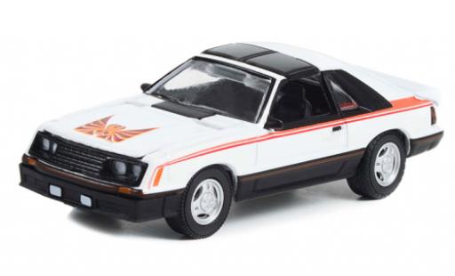 Miniature Ford Mustang 1/64 Greenlight Cobra blanche/Dekor 1981 Ford Mustang 1/64 Greenlight Cobra blanche/Dekor 1981 miniature