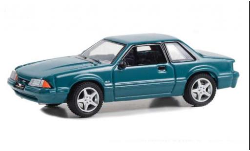 Miniature Ford Mustang 1/64 Greenlight LX 5.0 metallise vert 1992 Ford Mustang 1/64 Greenlight LX 5.0 metallise vert 1992 miniature