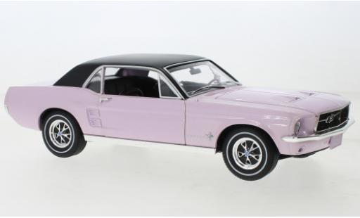 Miniature Ford Mustang 1/18 Greenlight rose/noire 1968 Ford Mustang 1/18 Greenlight rose/noire 1968 miniature