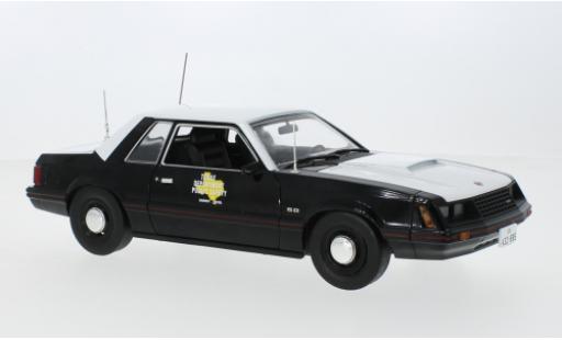 Miniature Ford Mustang 1/18 Greenlight SSP Texas Departement of Public Safety 1982 Ford Mustang 1/18 Greenlight SSP Texas Departement of Public Safety 1982 miniature