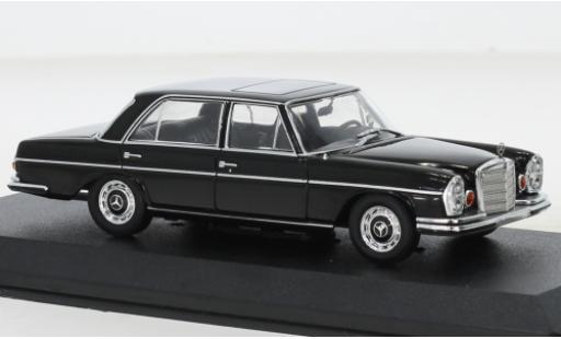 Mercedes 280 1/43 Greenlight SEL 4.5 (W108) noire Rocky IV 1972 miniature