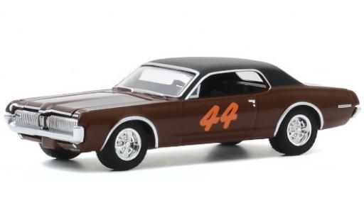 Miniature Mercury Cougar 1/64 Greenlight matt-marron/matt-noire 1967 No.44 Mercury Cougar 1/64 Greenlight matt-marron/matt-noire 1967 No.44 miniature