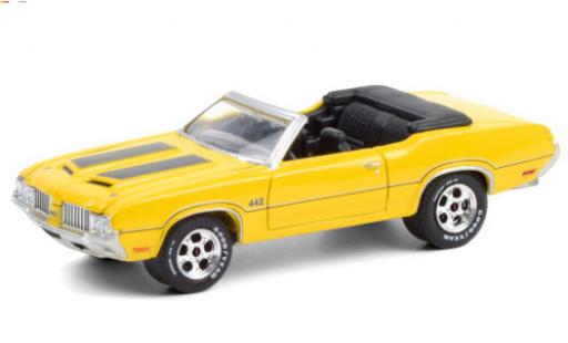 Miniature Oldsmobile 442 1/64 Greenlight Cabriolet jaune/noire 1970 Oldsmobile 442 1/64 Greenlight Cabriolet jaune/noire 1970 miniature