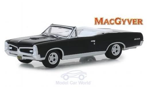 Miniature Pontiac GTO 1/64 Greenlight Cabriolet noire MacGyver 1967 Pontiac GTO 1/64 Greenlight Cabriolet noire MacGyver 1967 miniature