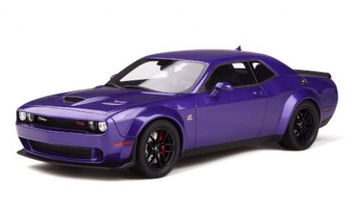 Miniature Dodge Challenger 1/18 GT Spirit R/T Scat Pack Widebody metallise lila Dodge Challenger 1/18 GT Spirit R/T Scat Pack Widebody metallise lila miniature