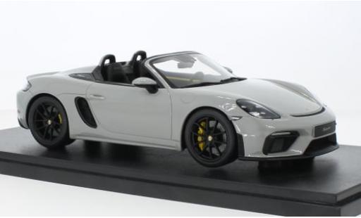 Miniature Porsche 718 1/18 GT Spirit Spyder grise 1:18 Porsche 718 1/18 GT Spirit Spyder grise 1:18 miniature