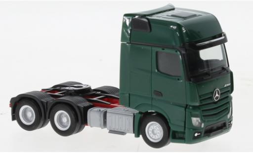 Miniature Mercedes Actros 1/87 Herpa Gigaspace 6x4 vert foncé Mercedes Actros 1/87 Herpa Gigaspace 6x4 vert foncé miniature