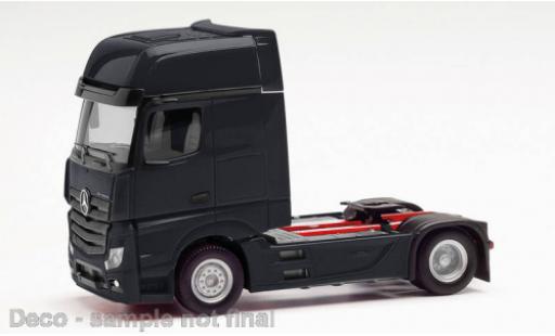 Miniature Mercedes Actros 1/87 Herpa Gigaspace noire Mercedes Actros 1/87 Herpa Gigaspace noire miniature