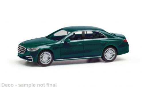 Miniature Mercedes CLA 1/87 Herpa S-classe metallise vert foncé Mercedes CLA 1/87 Herpa S-classe metallise vert foncé miniature