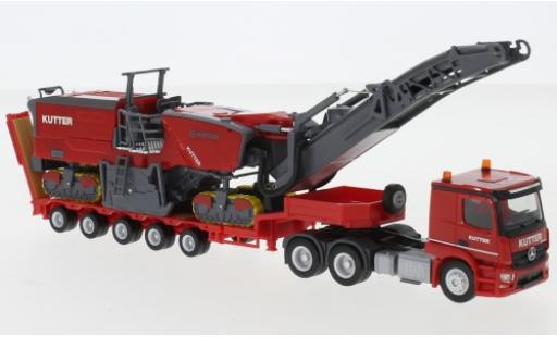 Miniature Mercedes CLA 1/87 Herpa Actros Classicspace Kutter Tieflade-Sattelzug mit Wirtgen Fräse 250i Mercedes CLA 1/87 Herpa Actros Classicspace Kutter Tieflade-Sattelzug mit Wirtgen Fräse 250i miniature