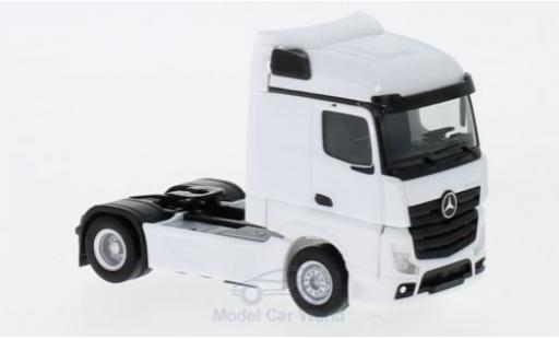 Miniature Mercedes Actros 1/87 Herpa Streamspace 2.5 blanche 2018 Zugmaschine Mercedes Actros 1/87 Herpa Streamspace 2.5 blanche 2018 Zugmaschine miniature