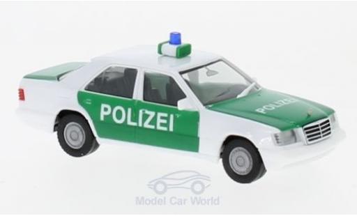 Miniature Mercedes Classe E 1/87 Herpa Polizei Mercedes Classe E 1/87 Herpa Polizei miniature
