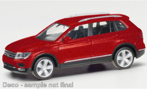 Miniature Volkswagen Tiguan 1/87 Herpa metallise rouge Volkswagen Tiguan 1/87 Herpa metallise rouge miniature