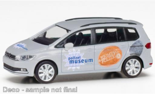 Miniature Volkswagen Touran 1/87 Herpa Polizeimuseum Hamburg Volkswagen Touran 1/87 Herpa Polizeimuseum Hamburg miniature