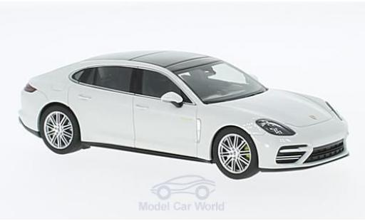 Miniature Porsche Panamera e-hybrid 1/43 Herpa Turbo S e-hybrid Executive blanche 2016 Porsche Panamera e-hybrid 1/43 Herpa Turbo S e-hybrid Executive blanche 2016 miniature