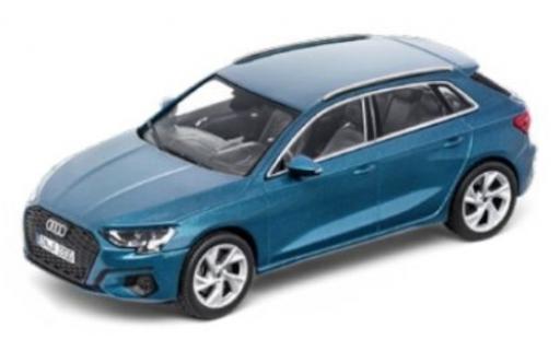 Miniature Audi A3 1/43 iScale Sportback (8Y) metallise bleue 2020 Audi A3 1/43 iScale Sportback (8Y) metallise bleue 2020 miniature