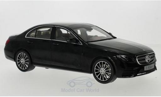 Miniature Mercedes Classe E 1/18 iScale (W213) AMG Line noire 2016 Mercedes Classe E 1/18 iScale (W213) AMG Line noire 2016 miniature
