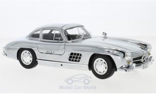 Miniature Mercedes 300 1/18 Minichamps SL Coupe (W198) chrom 1954 Mercedes 300 1/18 Minichamps SL Coupe (W198) chrom 1954 miniature