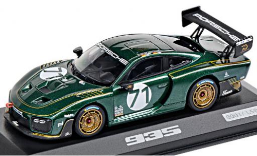 Porsche 991 GT2 RS 1/43 Minichamps 935/19 No.71 Jägermeister Basis: 911 GT2 RS (.2) miniature