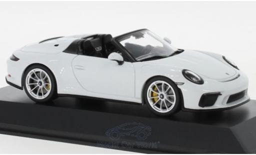 Miniature Porsche 992 Speedster 1/43 Spark 911 (991 II) Speedster blanche 2019 Porsche 992 Speedster 1/43 Spark 911 (991 II) Speedster blanche 2019 miniature