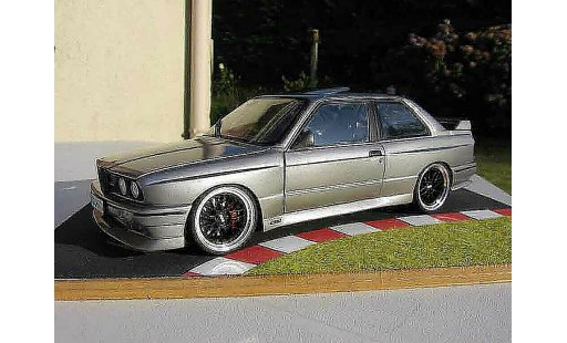 Bmw M3 coupe 1/18 Autoart E30 dm performance miniature