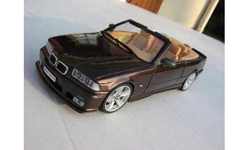 Bmw M3 Cabriolet 1/18 Ut Models E36 jantes e92 interieur cuir biton miniature