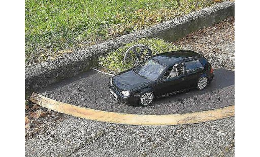 Volkswagen Golf GTI 1/18 Revell dub miniature