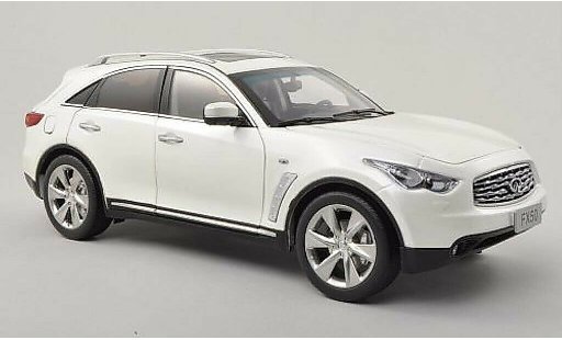 Infiniti FX50 Base 1/18 Paudi blanche 2011 miniature