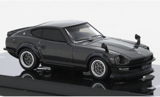 Miniature Nissan Fairlady Z 1/64 INNO64 (S30) metallise grise Nissan Fairlady Z 1/64 INNO64 (S30) metallise grise miniature