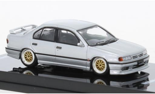 Nissan Primera 1/64 INNO64 (P10) grise RHD miniature