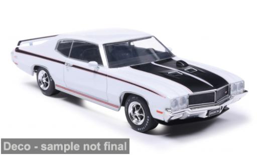 Miniature Buick GS 1/43 IXO America X blanche/noire 1970 1:43 Buick GS 1/43 IXO America X blanche/noire 1970 1:43 miniature