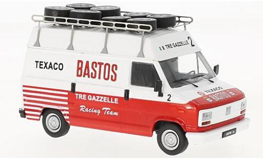Fiat Ducato 1/43 IXO Bastos Rally Assistance miniature