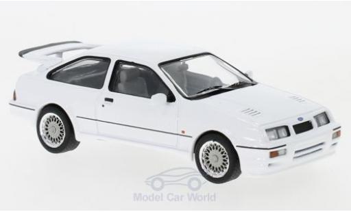 Ford Sierra 1/43 IXO RS Cosworth blanche 1987 miniature