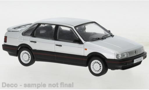 Volkswagen Passat 1/43 IXO GT d 1988 miniature