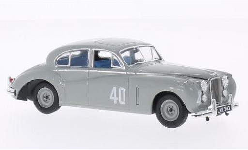 Miniature Jaguar MK 1/43 IXO VII No.40 Silverstone 1953 S.Moss Jaguar MK 1/43 IXO VII No.40 Silverstone 1953 S.Moss miniature
