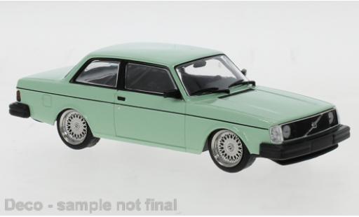 Miniature Volvo 242 1/43 IXO Custom verte 1980 Volvo 242 1/43 IXO Custom verte 1980 miniature
