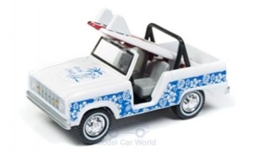 Miniature Ford Bronco 1/64 Johnny Lightning blanche/bleue 1966 mit Surfboard Ford Bronco 1/64 Johnny Lightning blanche/bleue 1966 mit Surfboard miniature