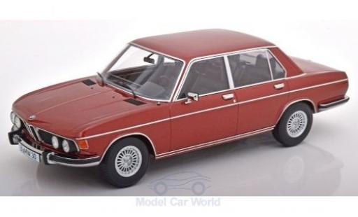 Miniature Bmw 3.0 1/18 KK Scale S (E3) metallise rouge 1971 Bmw 3.0 1/18 KK Scale S (E3) metallise rouge 1971 miniature
