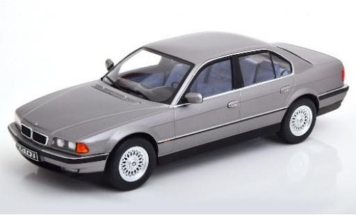 Miniature Bmw 740 1/18 KK Scale i (E38) metallise grise 1994 Bmw 740 1/18 KK Scale i (E38) metallise grise 1994 miniature