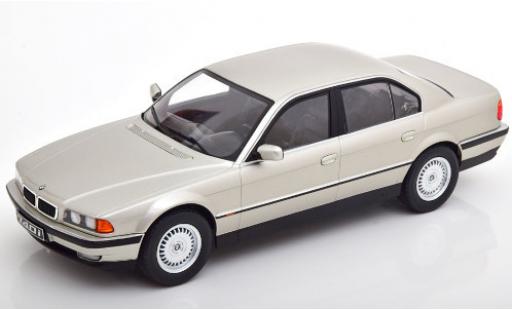 Miniature Bmw 740 1/18 KK Scale i (E38) grise 1994 Bmw 740 1/18 KK Scale i (E38) grise 1994 miniature