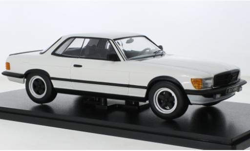 Miniature Mercedes 500 1/18 KK Scale SLC 6.0 AMG (C107) blanche 1985 Mercedes 500 1/18 KK Scale SLC 6.0 AMG (C107) blanche 1985 miniature