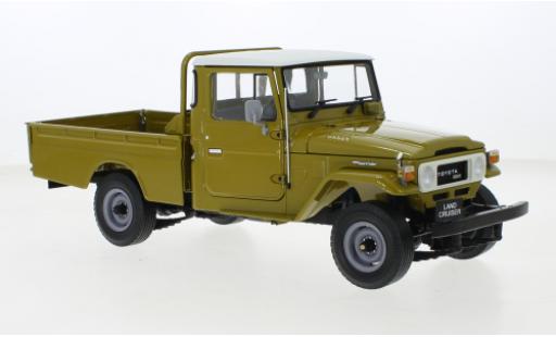Miniature Toyota Land Cruiser 1/18 Kyosho 40 Pick Up oliv Toyota Land Cruiser 1/18 Kyosho 40 Pick Up oliv miniature